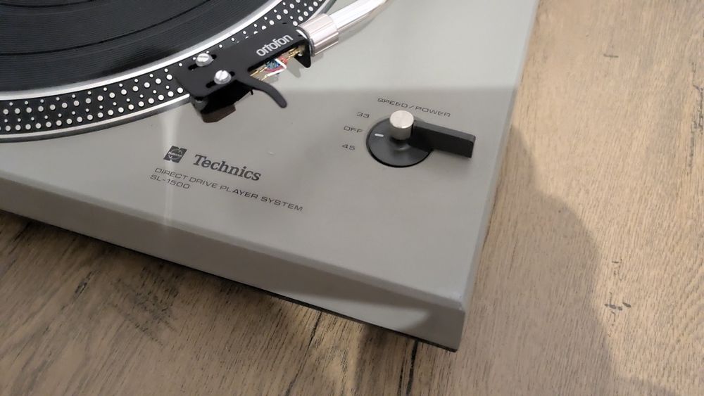 pTechnics sl 1500