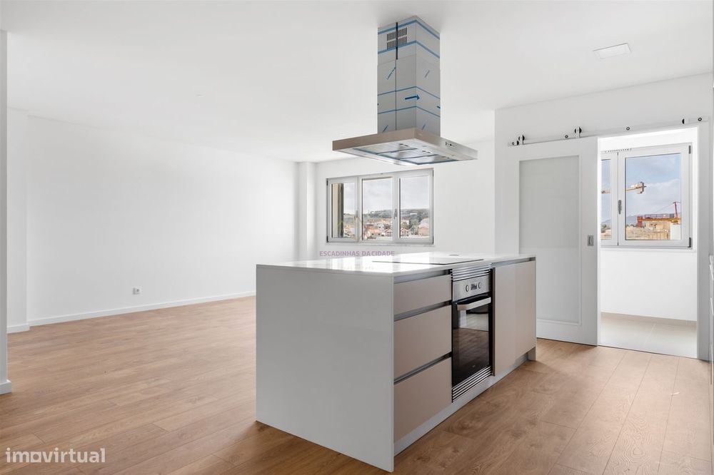 Apartamento T1 com Arrecadação Novo a Estrear