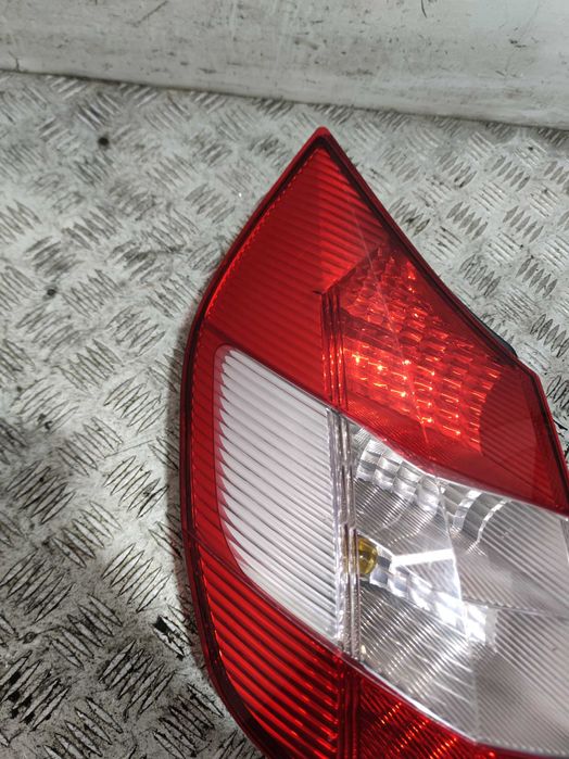 Renault Scenic II Lampa Lewy Tył Lewa Tylna