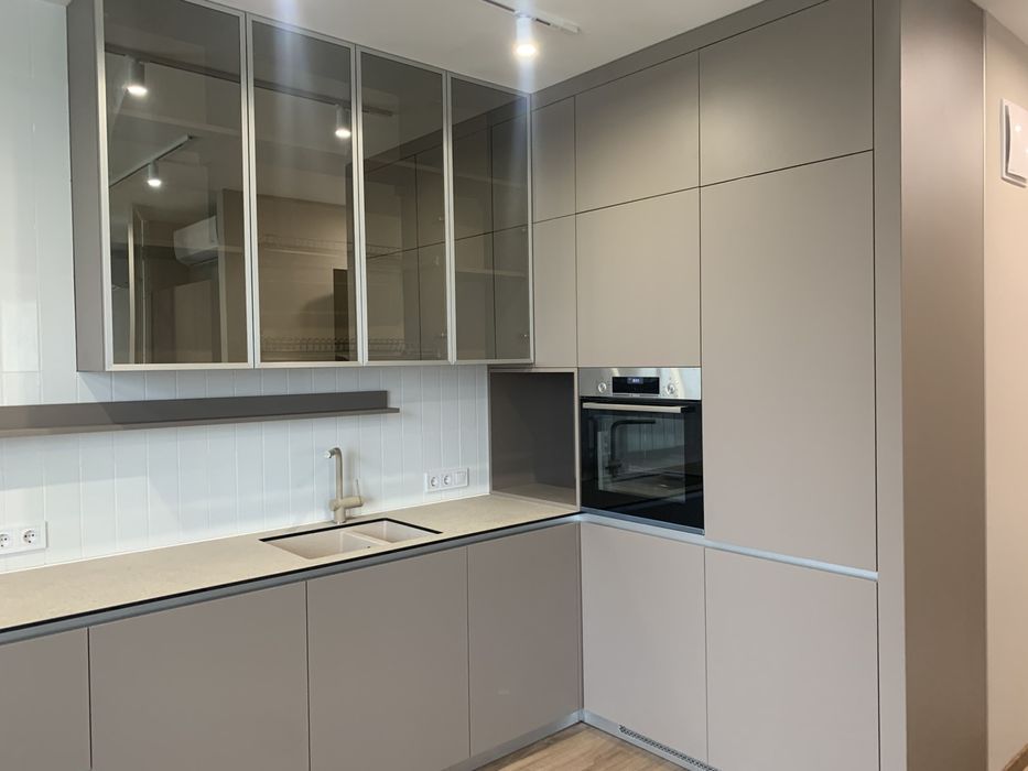 “Оздоблювальні роботи | Ремонт квартир | Домашній майстер”
“Ремонт та