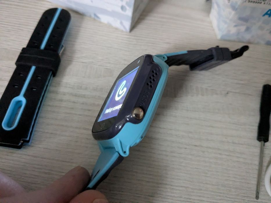Детские часы AmiGo GO008 GPS Wi-Fi