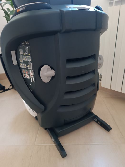 Cadeira auto BeSafe iZi Flex S FIX com ISOFIX – 15–36 kg