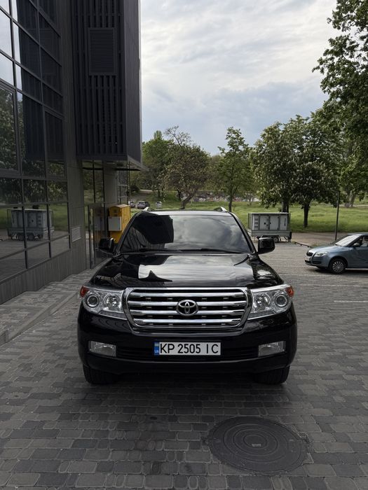 Land cruiser 200 4.5D