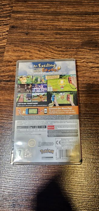 Konsola Nintendo Switch + etui + gra Pokemon Let's  Go Eevee