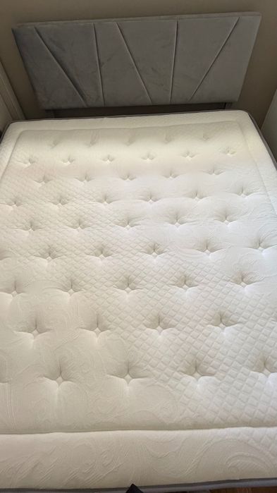Vende-se colchão NOVO 180x200