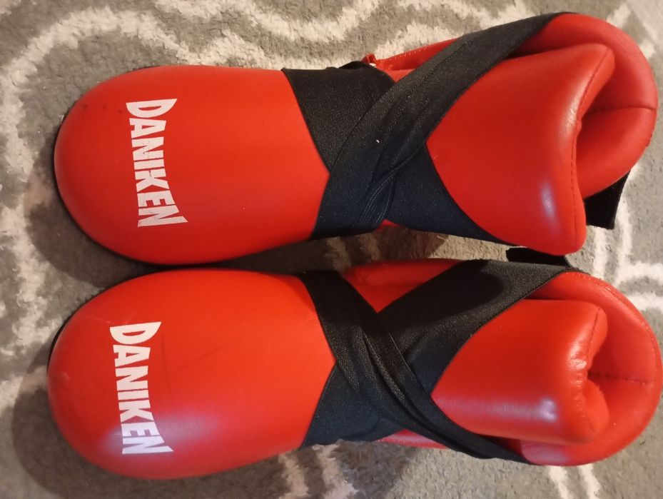 ochraniacze na stopy