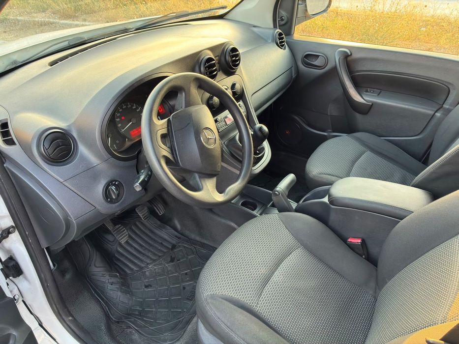 Mercedes-Benz Citan 1.5 CDI (2014) – Pronta a Trabalhar! Fiável, Económica e com Ar Condicionado
