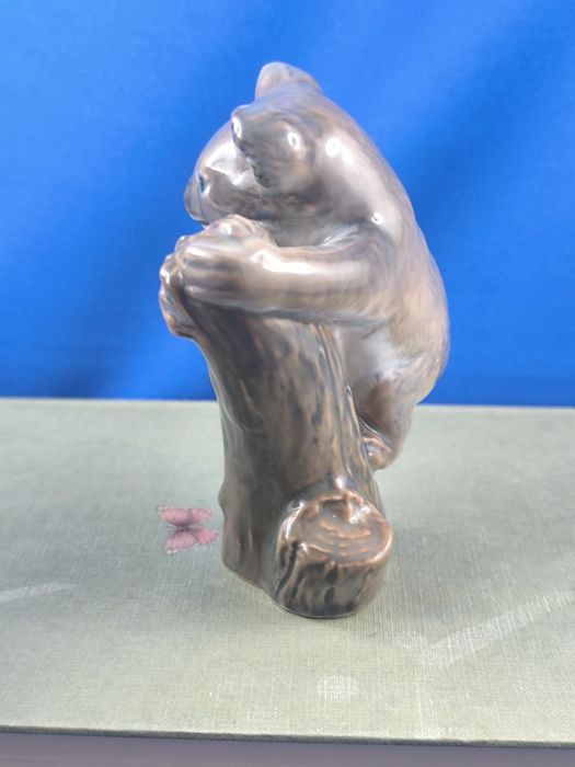 Koala na pniu Royal Copenhagen #porcelana #dekoracja #ozdoba
