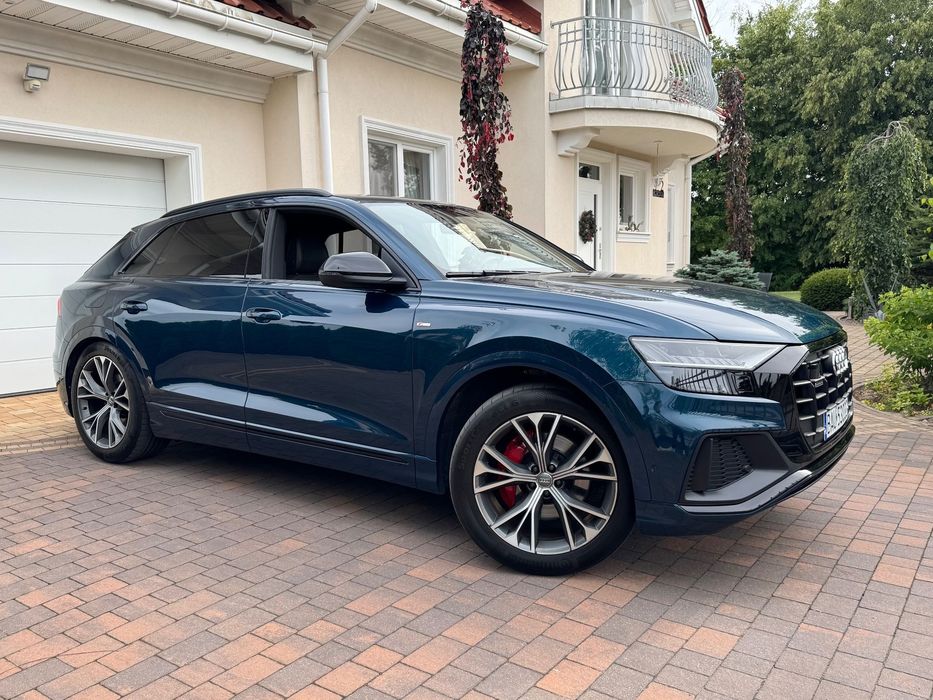 Audi Q8