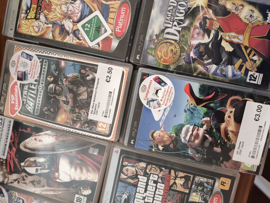 PSP 1001 + carregador + 46 jogos originais