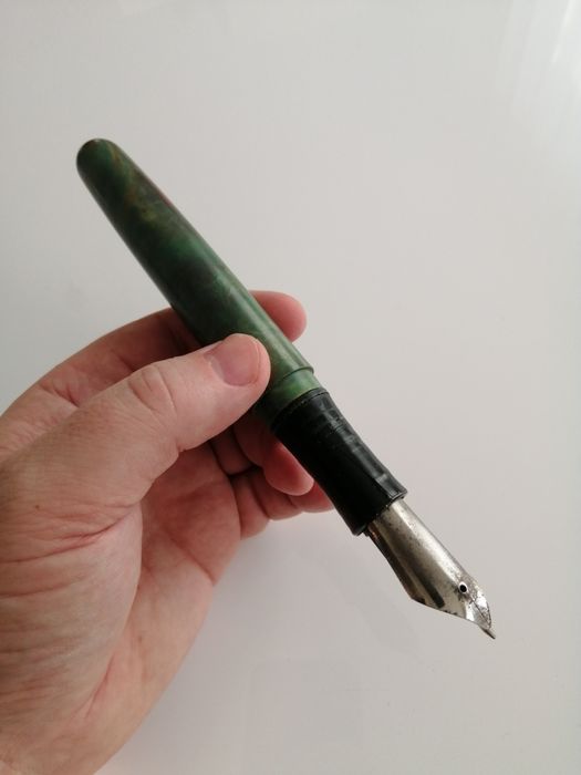 Duże pióro z czasów PRL