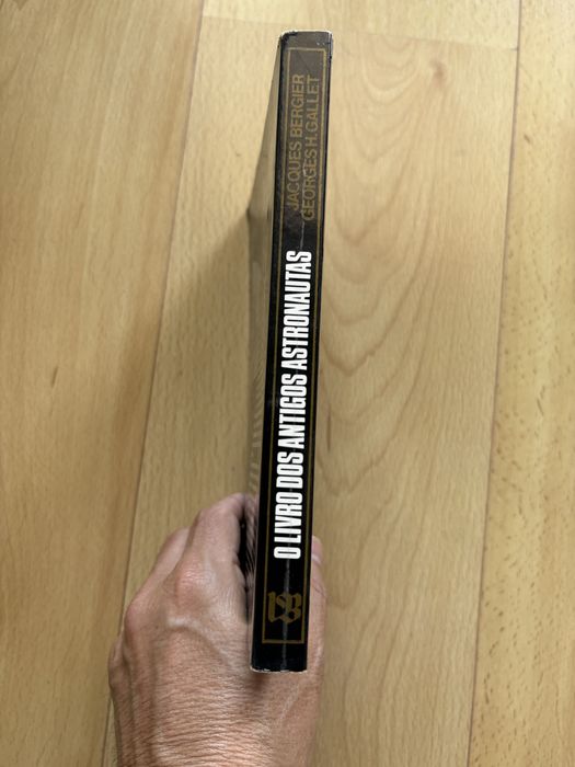 Livro Raro: O Livro dos Antigos Astronautas - Jacques Bergier (1979)