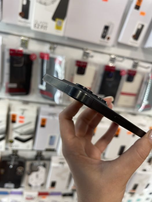 iPhone 15 Pro 256Gb black titanium - АКБ 100%, стан 5