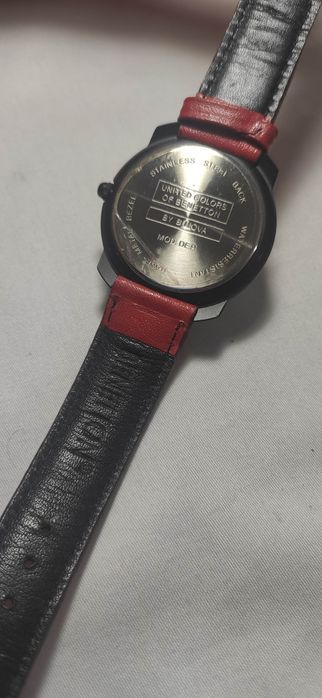 Relógios Benetton vintage.