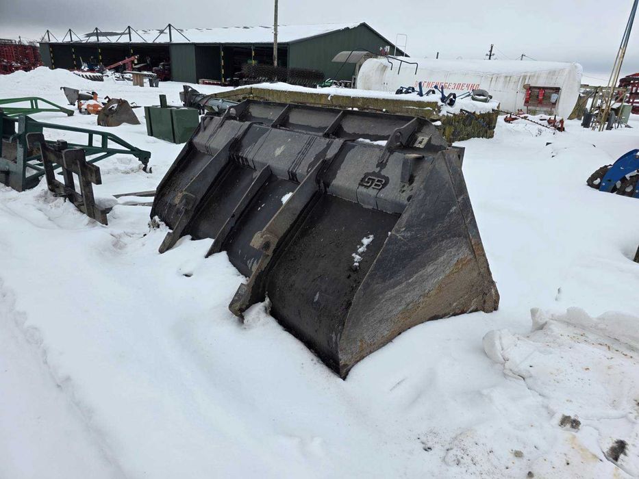 Навантажувач телескопічний Merlo P34.7 PLUS