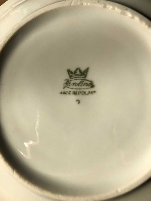 Filizanki ze spodkami 6 sztuk Karolina