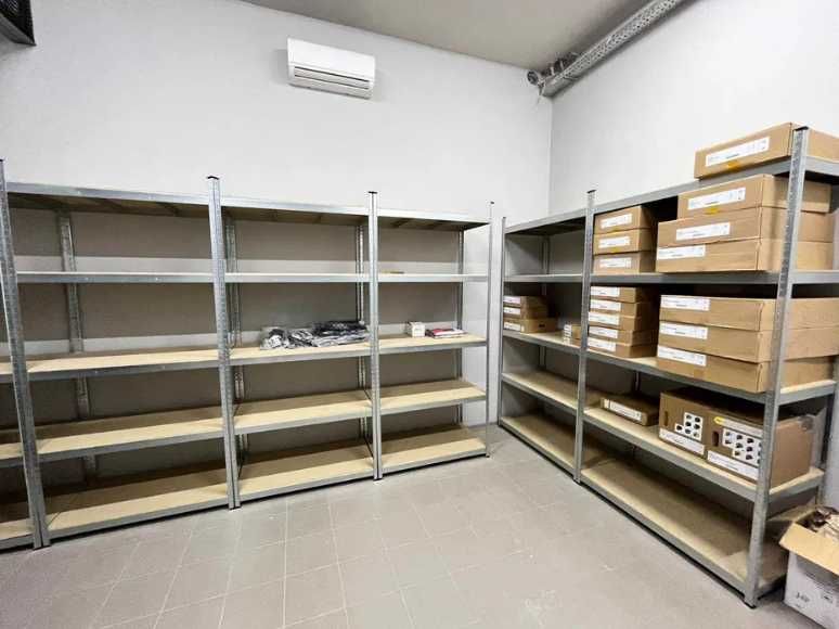 Стелаж металевий з полицями МДФ/ДСП до 175 кг на полку на зацепах