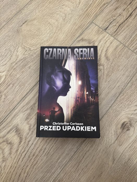 Książka kryminał „Przed upadkiem” Christoffer Carlsson