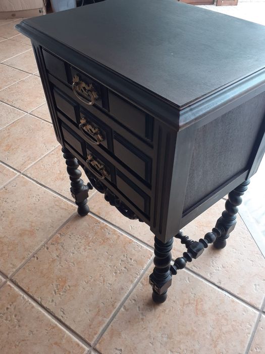 Mesa de cabeceira