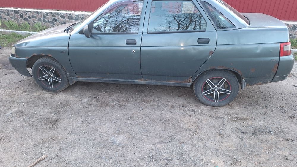 Продам ваз 2110 .2011року газ 4 покоління