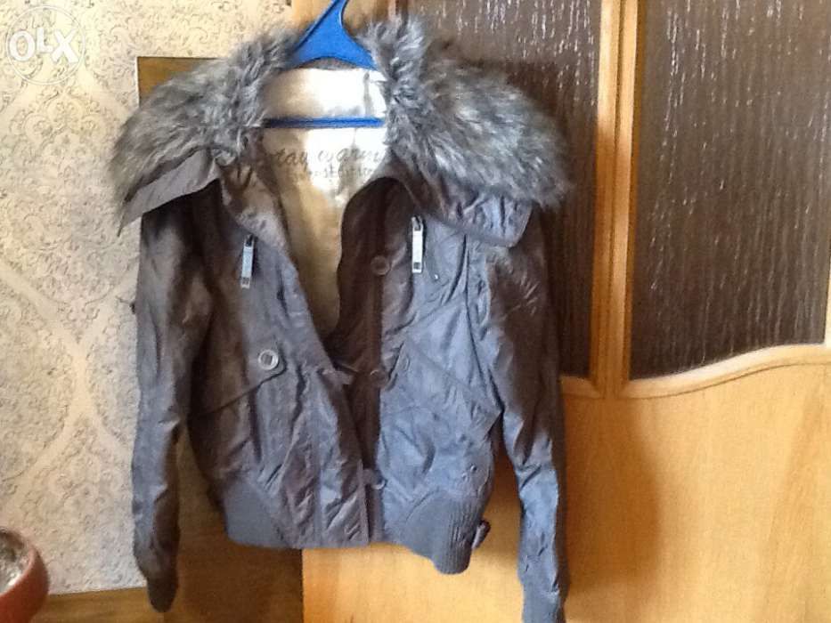 Новая куртка на девочку - подростка. Сделана в Германии. Р.42-44Новая