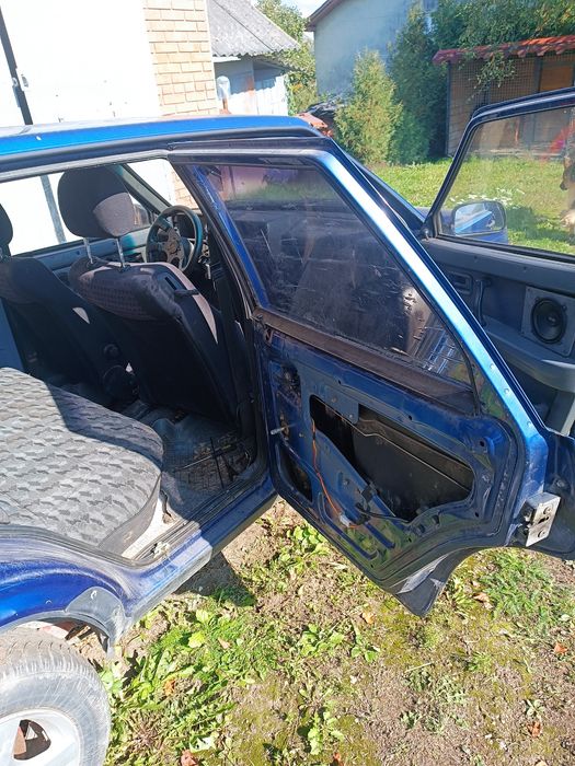 автомобіль ВАЗ 2109