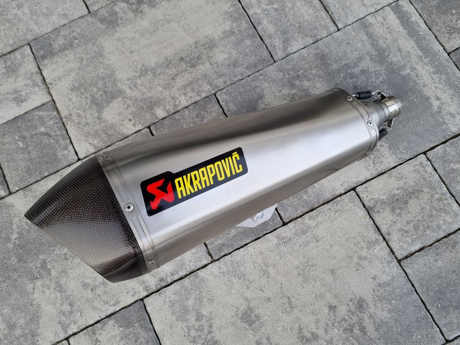 Piaggio MP3 Fuoco Beverly Nexus Satelis X Evo Tłumik Wydech Akrapovic