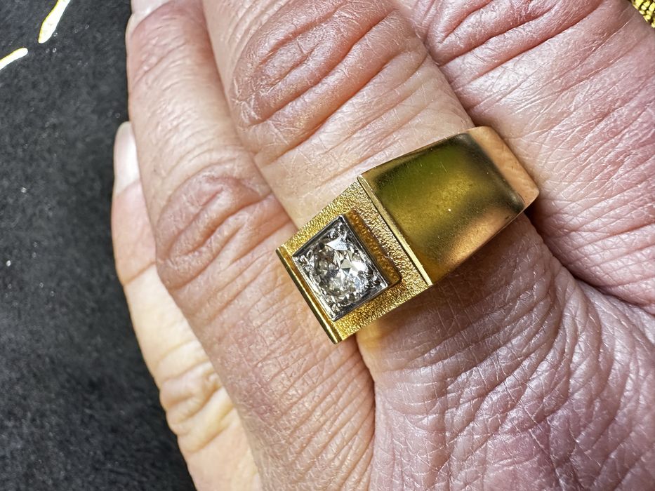 Zloty sygnet z diamentem inwestycja Szczecon