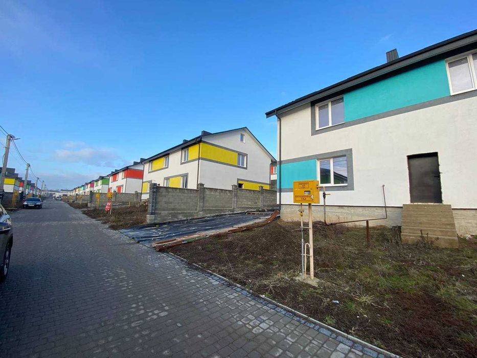 Котедж в районі  Ювілейний з міськими комунікаціями