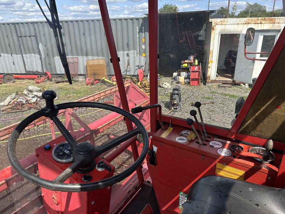 Зернозбиральний комбайн Massey Ferguson 440. 2 шт.