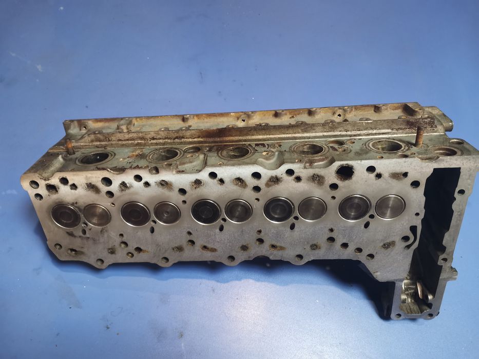 Головка двигателя Спринтер