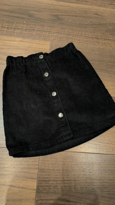 Elegancka spódniczka r.128 sztruksowa