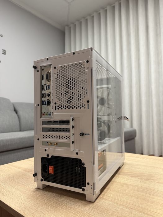 PC Gaming + Setup | RTX 5060