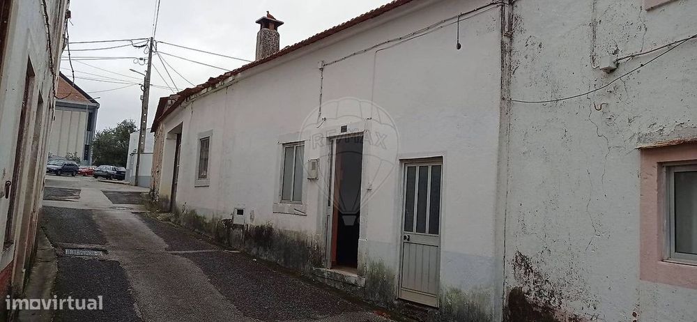 Moradia T2 para venda