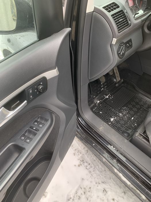 Фольсфаген  Touran 2008 TSI