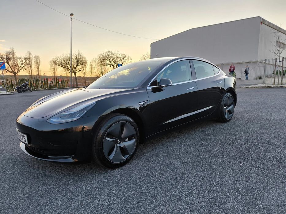 Tesla Model 3 Standard Range Plus RWD