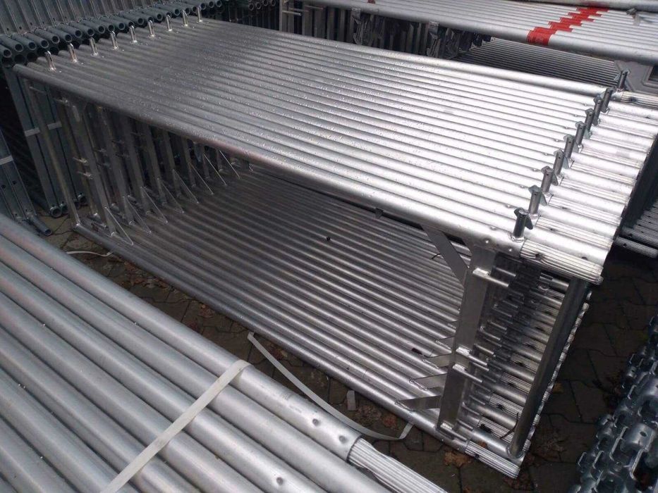 Lekkie szczytowe rusztowanie Plettac nowe 8x7,5 podest 2,5m aluminium
