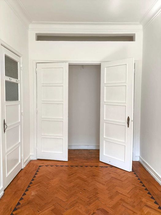 APARTAMENTO T2  - 88m² Com Terraço Privativo - BENFICA