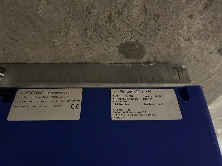 Automatismo (avariado) porta garagem