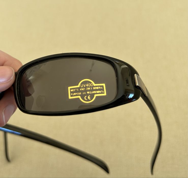 Conjunto de 2 óculos de sol (NOVO)