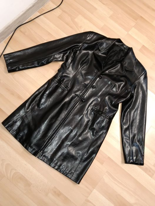 Шкіряний жіночий тренч, плащ, пальто