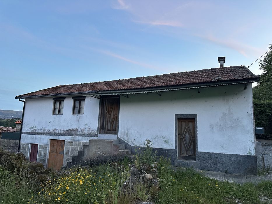 Moradia para reconstruçao