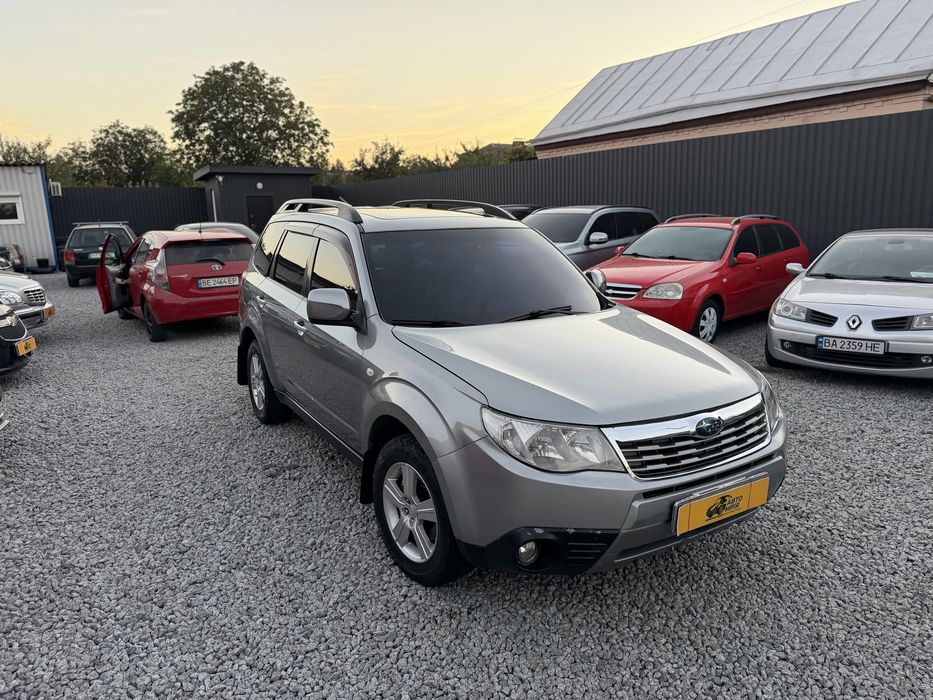 Субару Форестер 2009 рік 2.0 газ бензин автомат повний привід