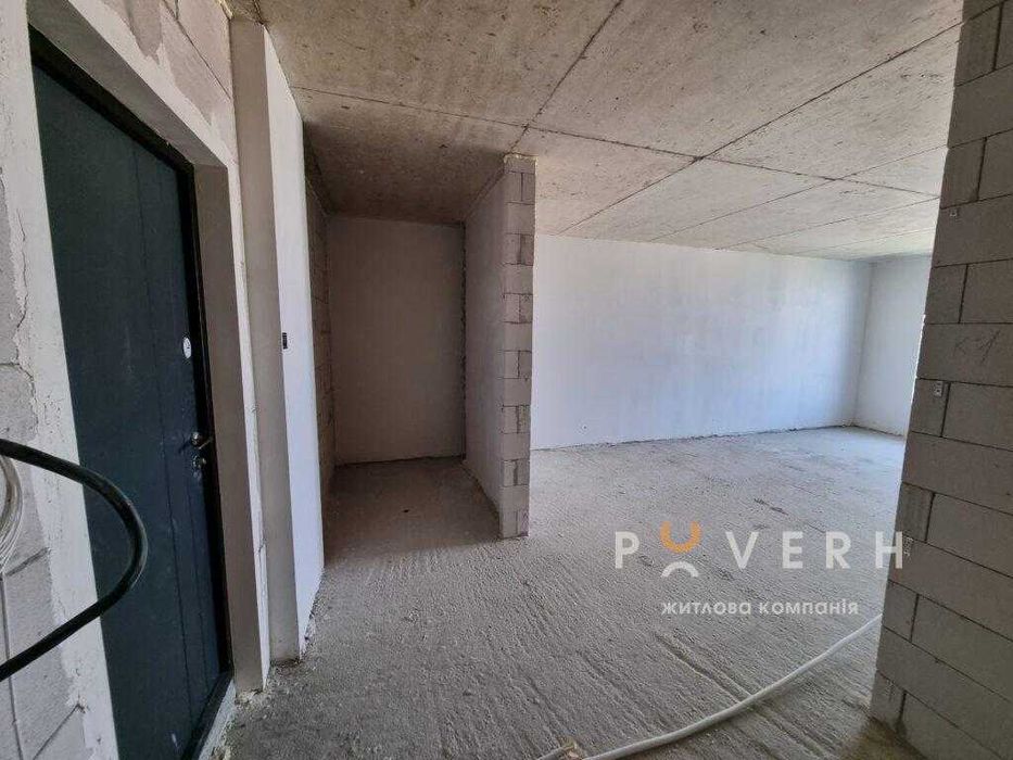 Продаж квартири в жк Манхетен з великою кухнею