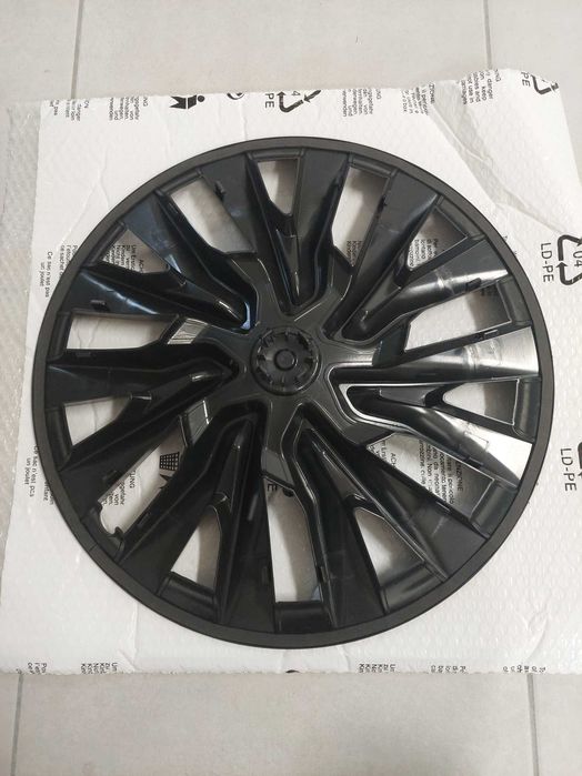 Tesla model 3 tampoes jantes 18