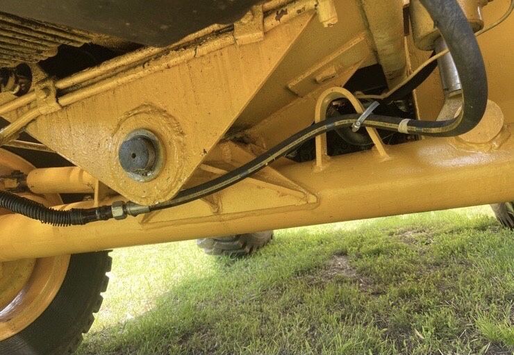 Фронтальный погрузчик UN 053  продам