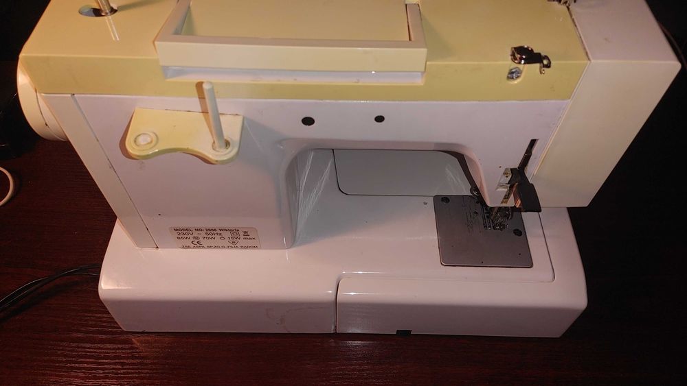 Maszyna do szycia Łucznik 2008 Wiktoria