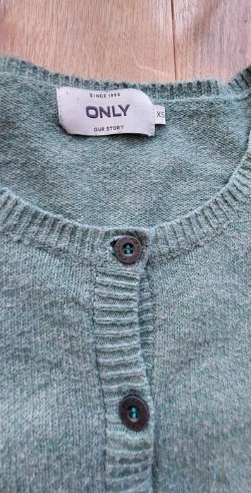 Sweterek damski rozpinany