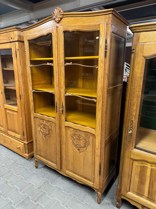 Witryna drewniana Ludwik biblioteka dębowa gablota drewniana