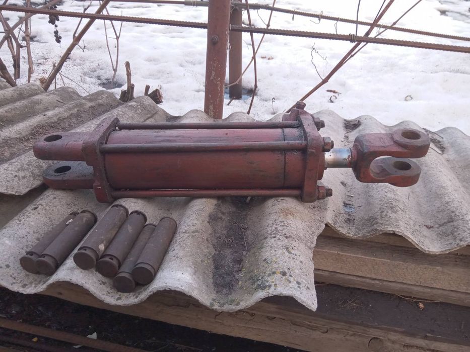 Запчасти трактор Т-40, камаз, газ(ссср)